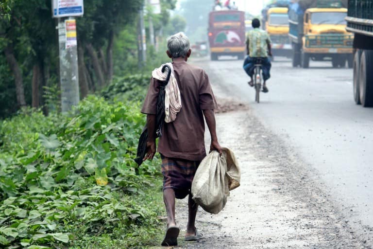 আমি তো ভালোবাসা খুঁজতে বেরিয়েছিলাম (I went to find love)